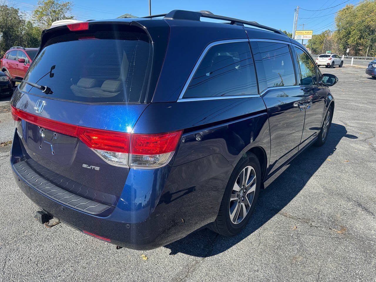 Used 2015 Honda Odyssey Touring image 9