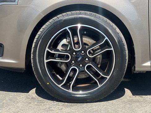 Used 2014 Ford Flex Limited FWD image 27