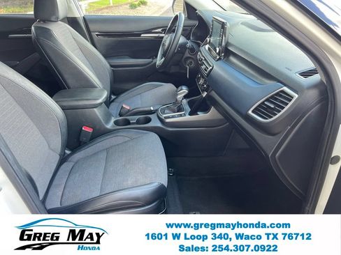 Used 2021 Kia Seltos S AWD/4WD image 12
