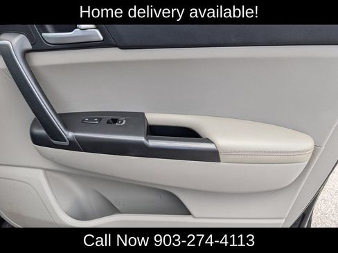 Used 2020 Kia Sportage LX FWD image 33