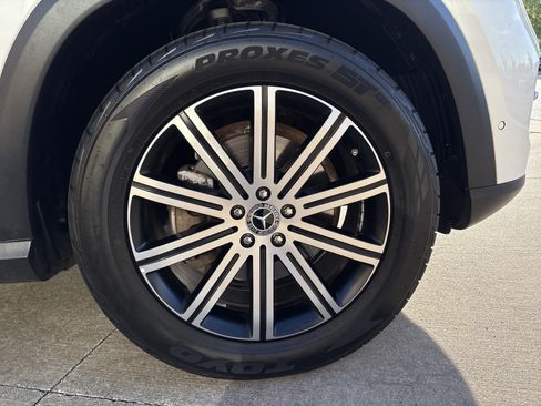 Used 2024 Mercedes-Benz GLE 350 4MATIC image 13