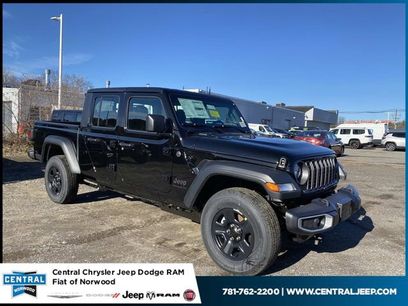New 2026 Jeep Gladiator Sport