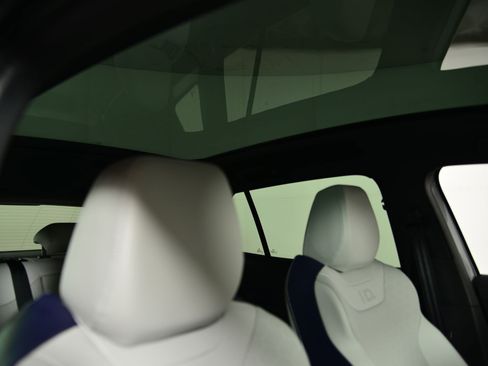 Used 2025 Volkswagen ID.4 S Limited image 14