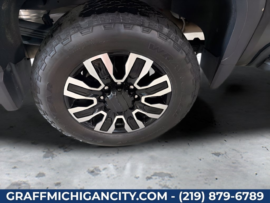 Certified 2025 GMC Sierra 2500 Denali Ultimate w/ LPO, GMC Protection Package AWD/4WD image 29