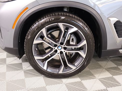Used 2024 BMW X5 xDrive40i AWD/4WD image 19
