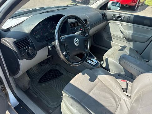 Used 2002 Volkswagen Jetta GLS FWD image 9