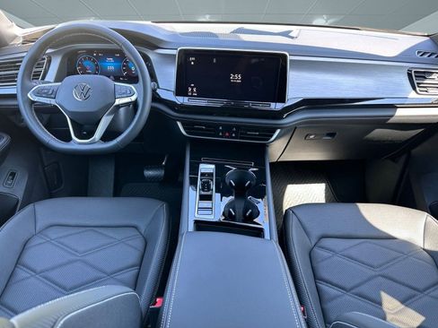 New 2026 Volkswagen Atlas Cross Sport SE image 14