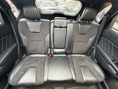 Used 2019 Ford Edge ST w/ Equipment Group 401A AWD/4WD image 17