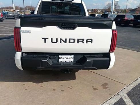Used 2022 Toyota Tundra SR5 image 5