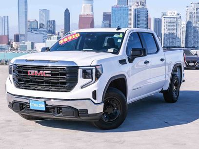 Used 2024 GMC Sierra 1500 Pro w/ Trailering Package