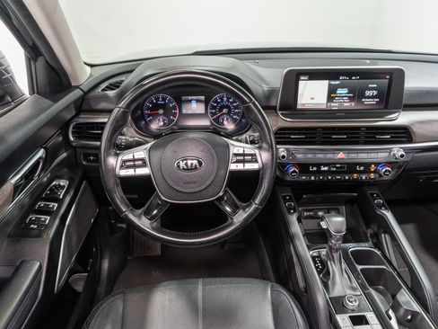 Used 2020 Kia Telluride EX w/ Towing Package FWD image 9