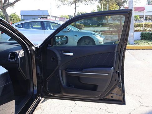 Used 2023 Dodge Charger SXT image 20