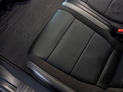 Used 2019 Ford F150 Raptor w/ Equipment Group 802A Luxury image 34