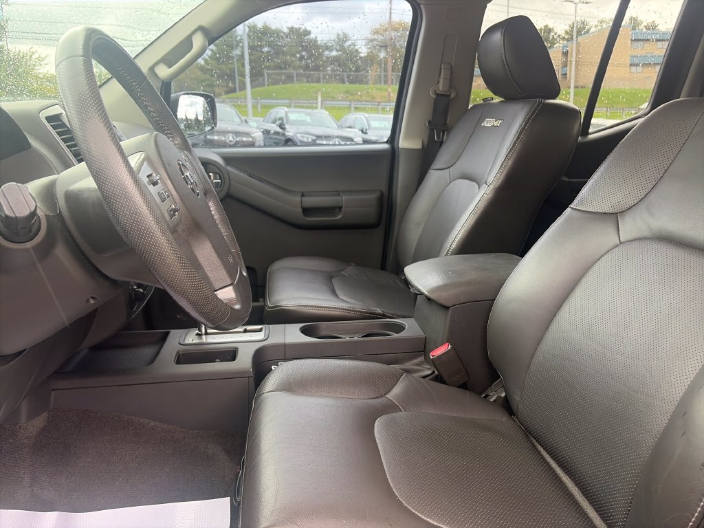 Used 2014 Nissan Xterra PRO-4X w/ Pro-4x Leather Package AWD/4WD image 10