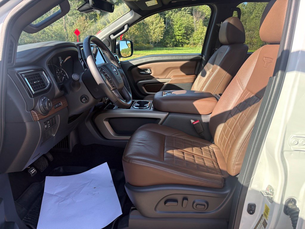 Used 2023 Nissan Titan Platinum Reserve w/ Moonroof Package AWD/4WD image 16