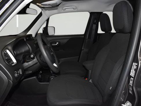 Certified 2021 Jeep Renegade Latitude w/ Luxury Group I AWD/4WD image 11