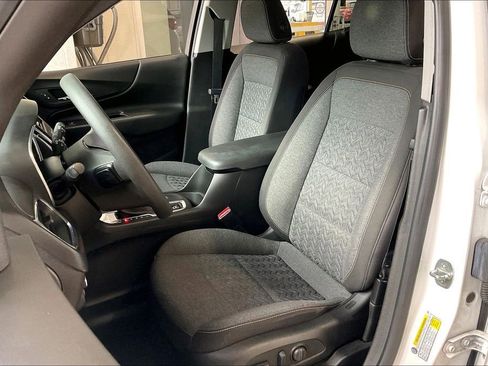 Used 2022 Chevrolet Equinox LT FWD image 3