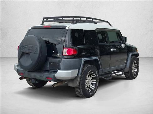 Used 2010 Toyota FJ Cruiser 2WD image 3