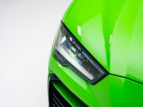 Used 2021 Lamborghini Urus image 11