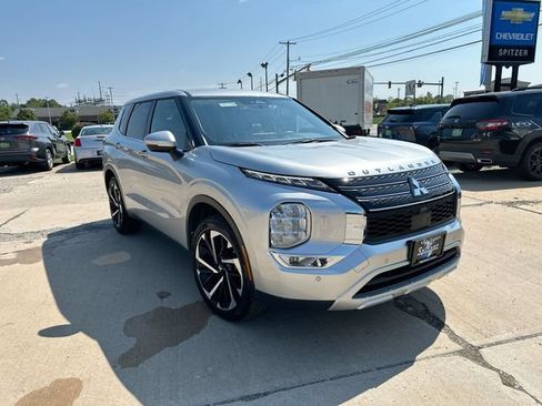 Used 2024 Mitsubishi Outlander SE AWD/4WD image 11