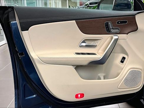 Used 2023 Mercedes-Benz CLA 250 w/ Premium Package image 20