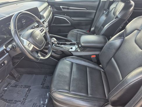 Used 2025 Kia Telluride S AWD/4WD image 11