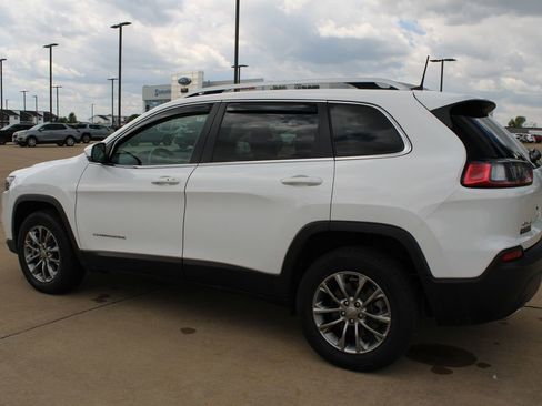 Used 2019 Jeep Cherokee Latitude Plus w/ Comfort/Convenience Group AWD/4WD image 15