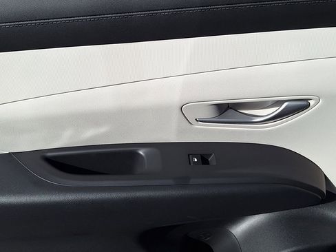 New 2026 Hyundai Tucson SEL image 14