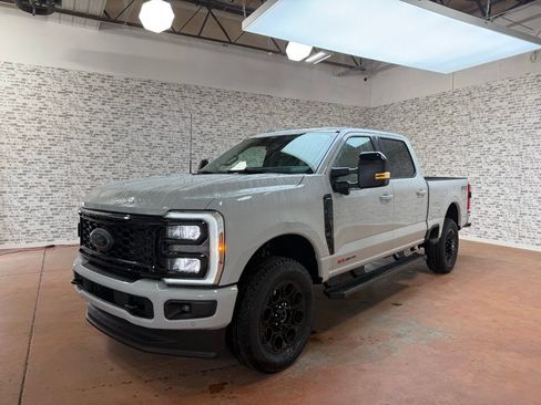 New 2026 Ford F350 Lariat w/ Black Appearance Package image 3