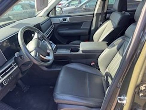 Used 2025 Hyundai Santa Fe SEL image 10