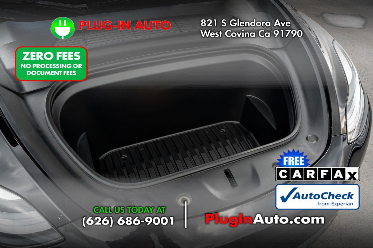 Used 2023 Tesla Model Y Performance AWD/4WD image 16