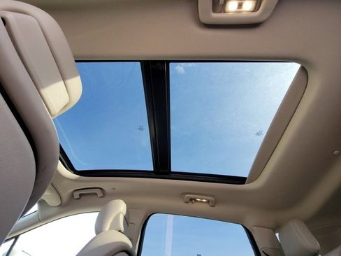 Certified 2023 Lincoln Nautilus Reserve w/ Equipment Group 201A image 10