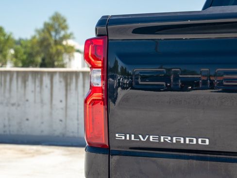 Used 2020 Chevrolet Silverado 1500 LT Trail Boss w/ Convenience Package AWD/4WD image 11