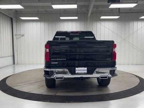 Used 2023 Chevrolet Silverado 1500 LTZ w/ Technology Package AWD/4WD image 7