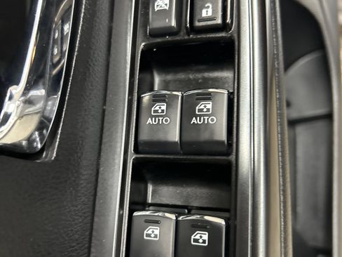 Used 2019 Subaru WRX AWD/4WD image 8