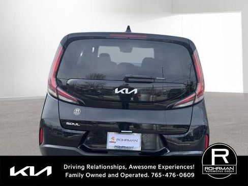 Used 2023 Kia Soul S image 5