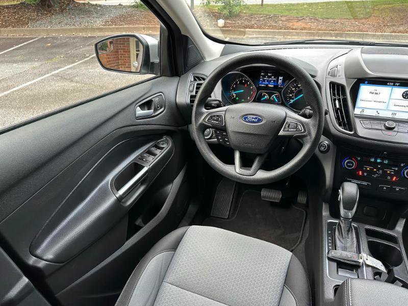 Used 2019 Ford Escape SE FWD image 37