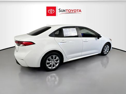Used 2024 Toyota Corolla LE FWD image 4