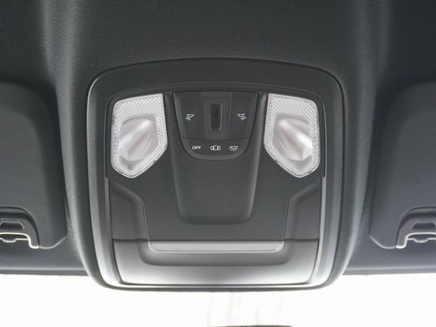 Used 2021 RAM 3500 Tradesman w/ Chrome Appearance Group image 21