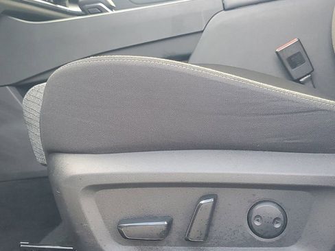 Used 2023 Nissan Rogue SV image 11