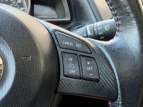 Used 2015 MAZDA MAZDA3 i Grand Touring image 17