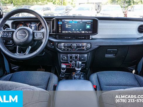 Used 2025 Jeep Wrangler Unlimited Sport AWD/4WD image 27