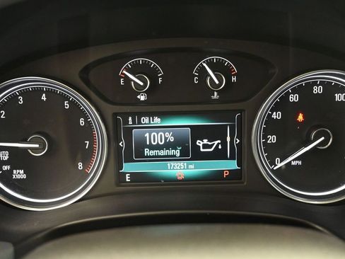 Used 2019 Buick Enclave Essence FWD image 14