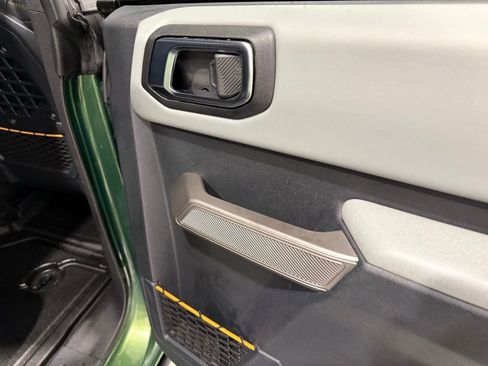 Used 2023 Ford Bronco Badlands w/ Sasquatch Package image 25