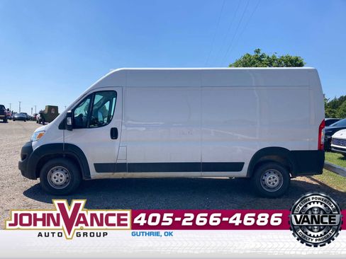 Used 2023 RAM ProMaster 2500 image 2