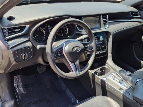 Used 2025 INFINITI QX50 Sport AWD/4WD image 10