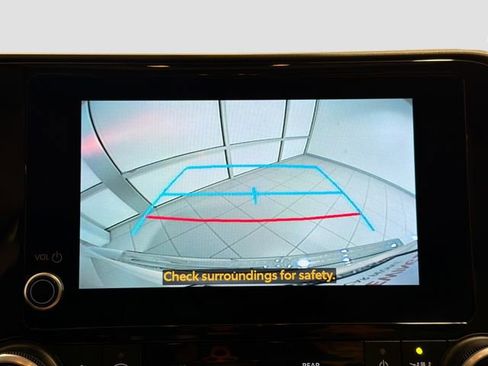 Certified 2024 Toyota Highlander XLE AWD/4WD image 12