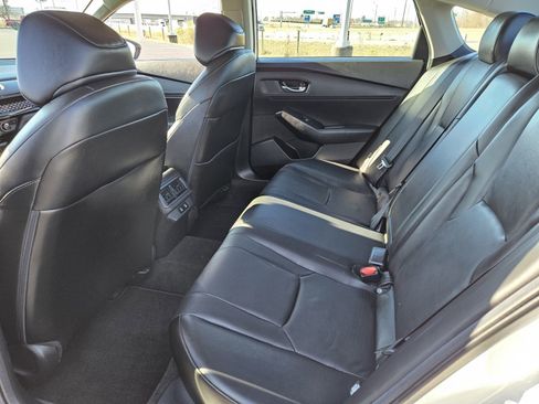 Used 2024 Honda Accord EX-L image 10