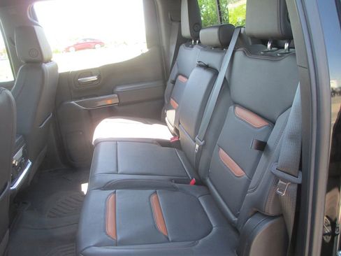 Used 2022 GMC Sierra 1500 AT4 w/ AT4 Premium Package image 26