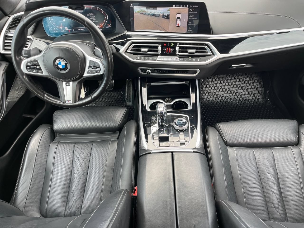 Used 2021 BMW X7 M50i w/ Dynamic Handling Package AWD/4WD image 12